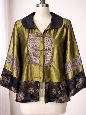 YISK Quilted Satin-Lined Jacket in Olive and Black